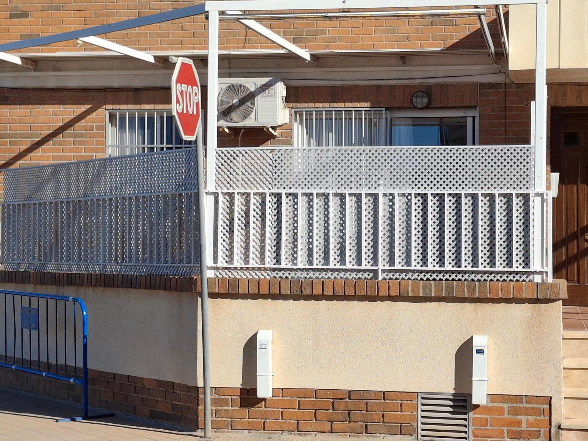 Appartement Proche Mer Avec Piscine Santiago De La Ribera Exterior photo